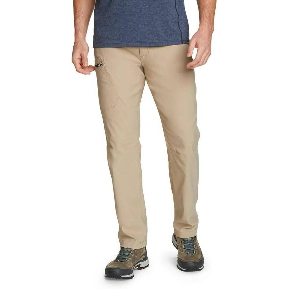 Eddie Bauer Mens 32X30 Ranier Performance Straight Leg Pants in Light Khaki